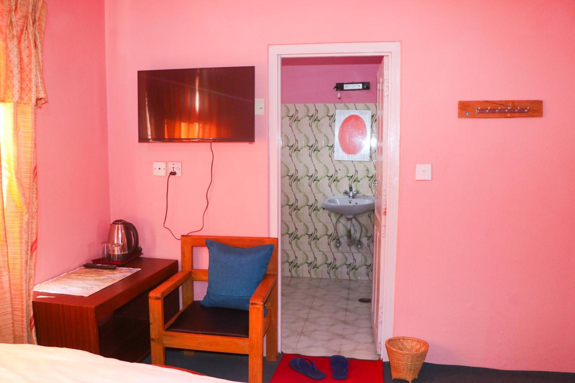 Hotel Village Inn Pokhara Exterior photo