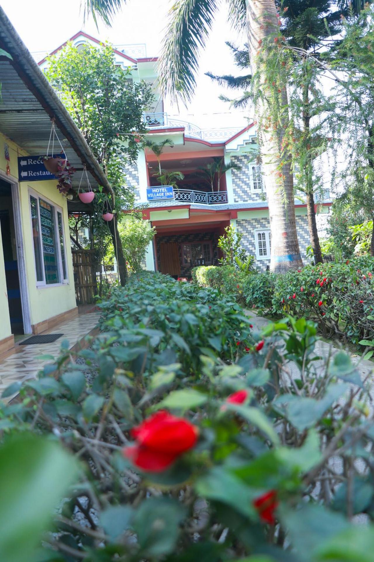 Hotel Village Inn Pokhara Exterior photo